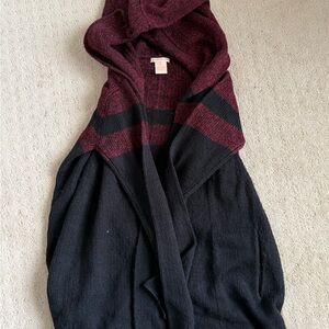 Women's Hooded Sweater - Black and Burgundy